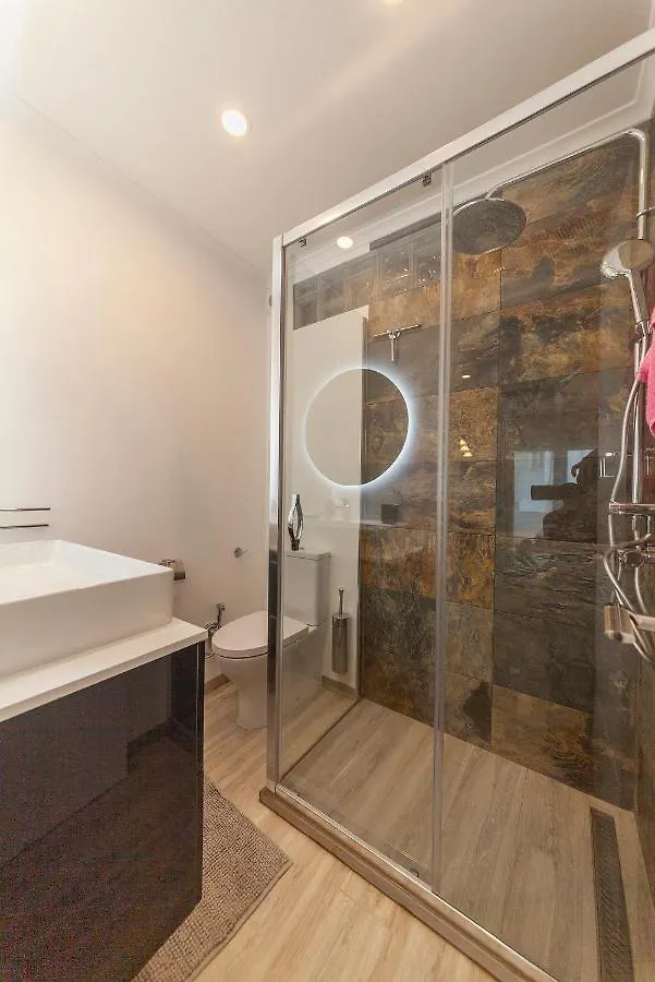 B35 - Andorinha City Heart Apartment In 라고스 0*,  포르투갈